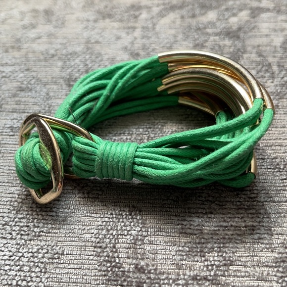 Gold and green bangle bracelet - Picture 4 of 5